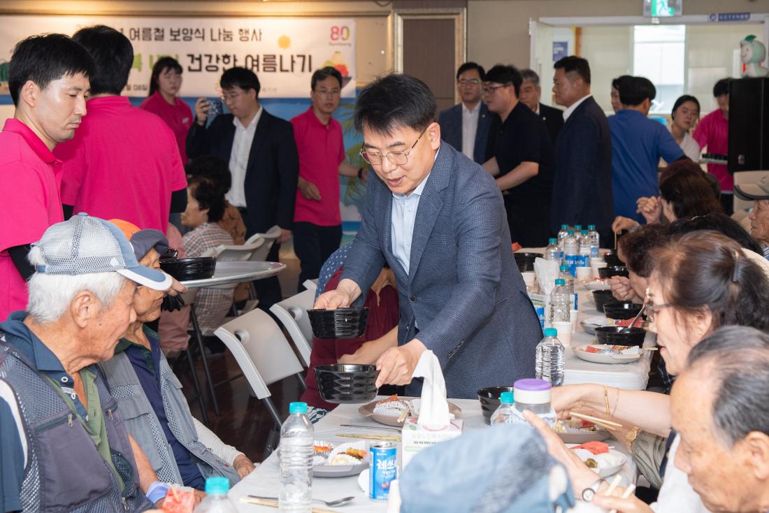 20250708_남광종합사회복지관, 여름철 보양식 나눔 행사_11.jpg