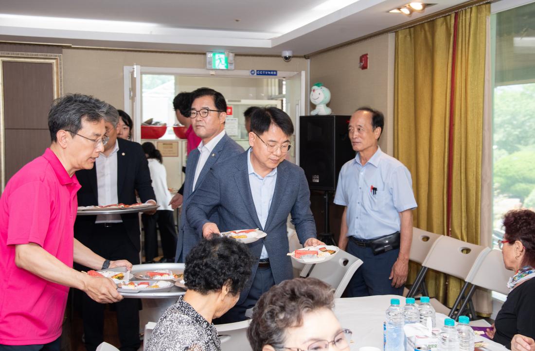 20250708_남광종합사회복지관, 여름철 보양식 나눔 행사_8.jpg