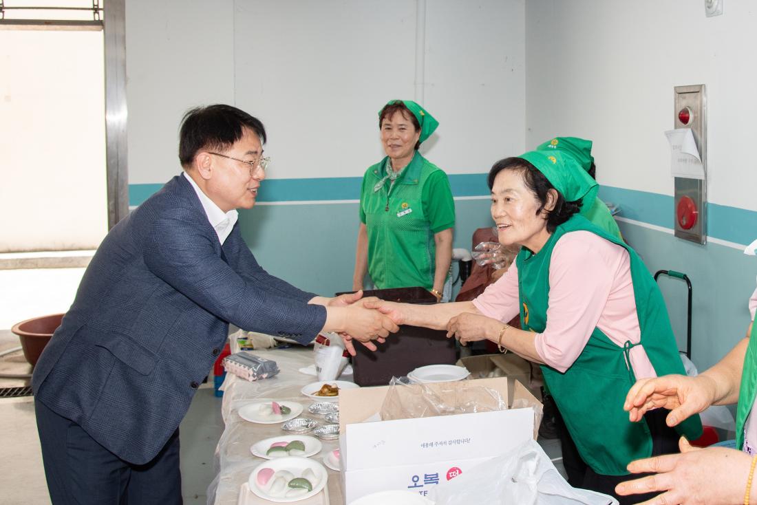 20250709_구서1동 새마을부녀회, 건강한 여름나기 삼계탕 나눔행사_6.jpg