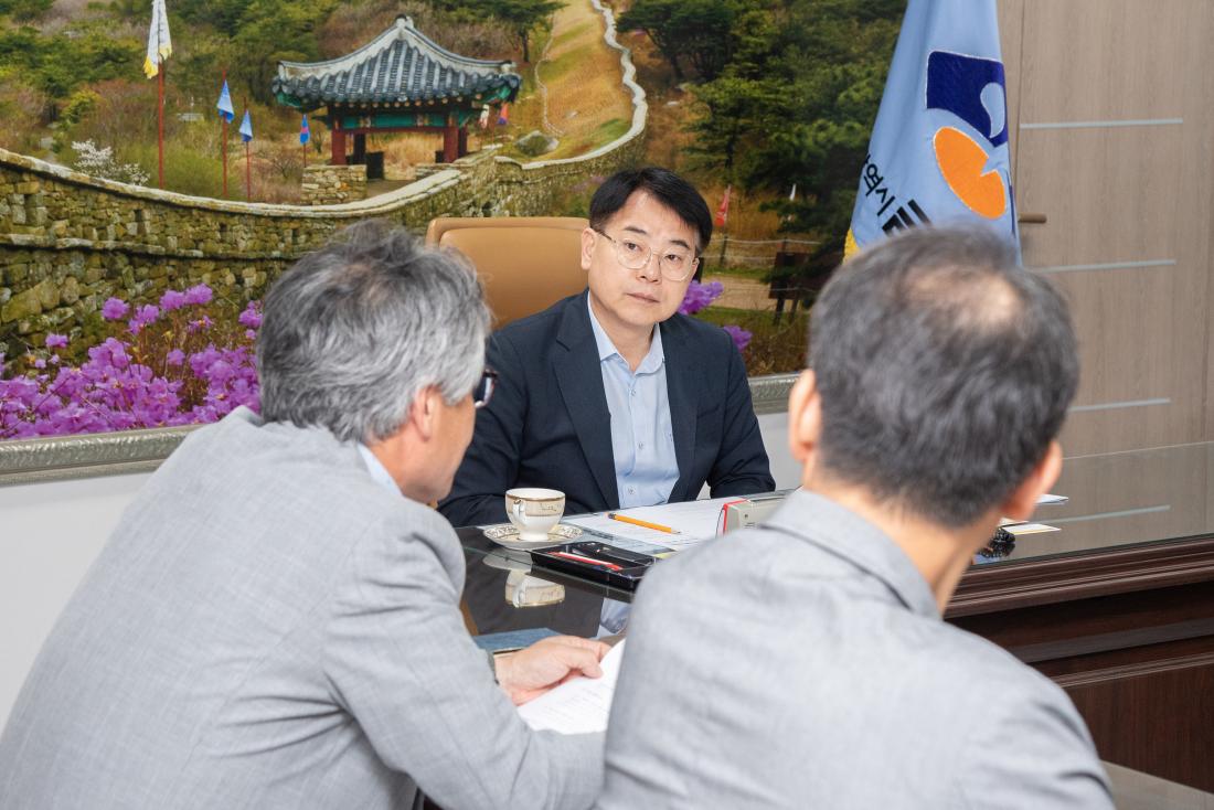 20250717_부산외대 글로컬 대학 지정 파트너십 구축 간담회_3.jpg