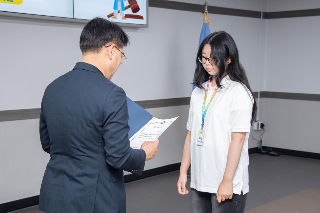 20250719_2025 금정구 어린이청소년의회 위촉식_35.jpg
