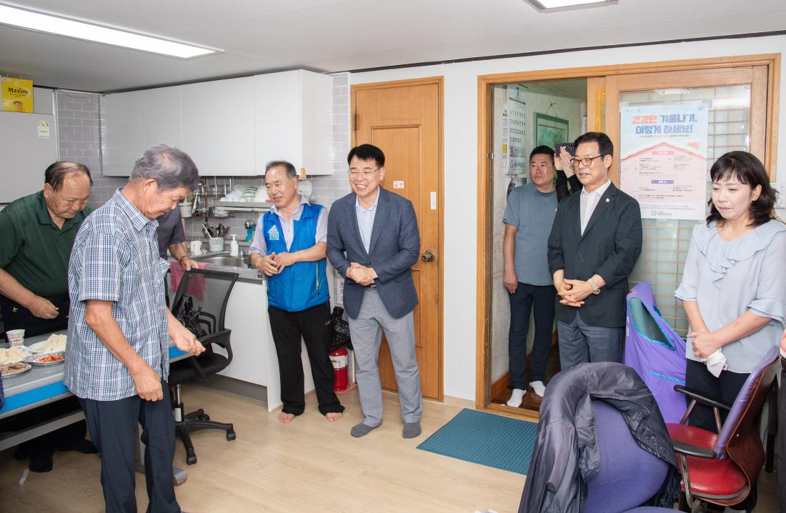 20250728_서3동 섯골행복마을 화목경로당 행사_8.jpg