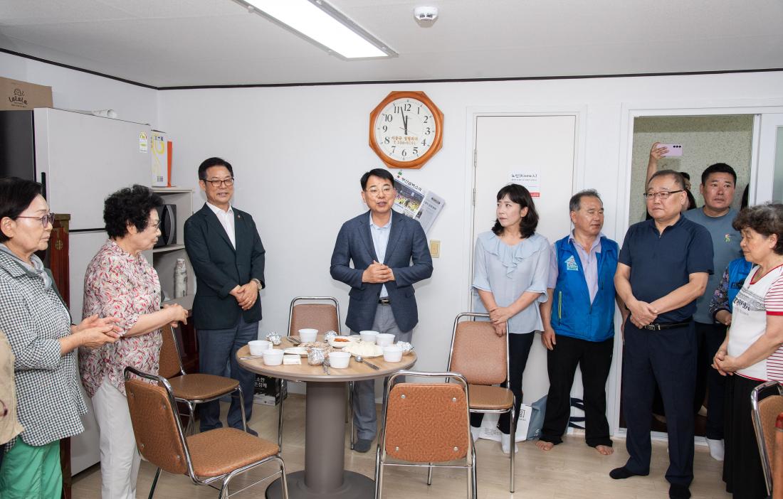 20250728_서3동 섯골행복마을 화목경로당 행사_4.jpg