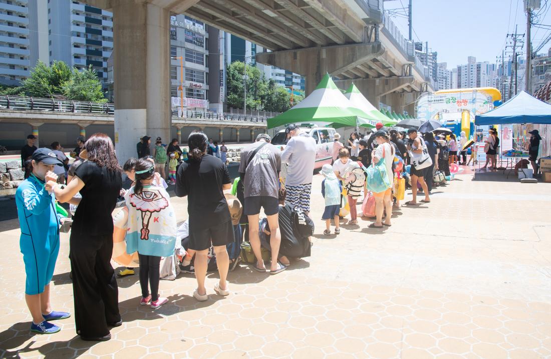 20250727_온천천 물놀이터 '금정 첨벙' 둘째 날_2.jpg
