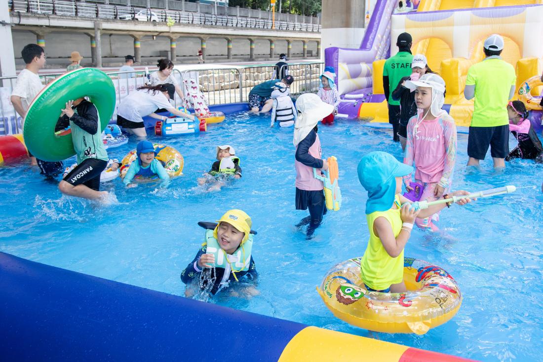 20250727_온천천 물놀이터 '금정 첨벙' 둘째 날_18.jpg
