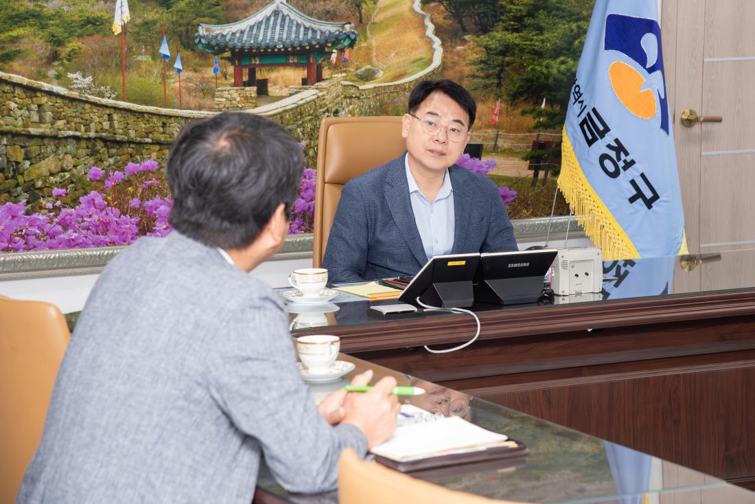 20250804_가족친화인증 현장심사 기관장 인터뷰_4.jpg