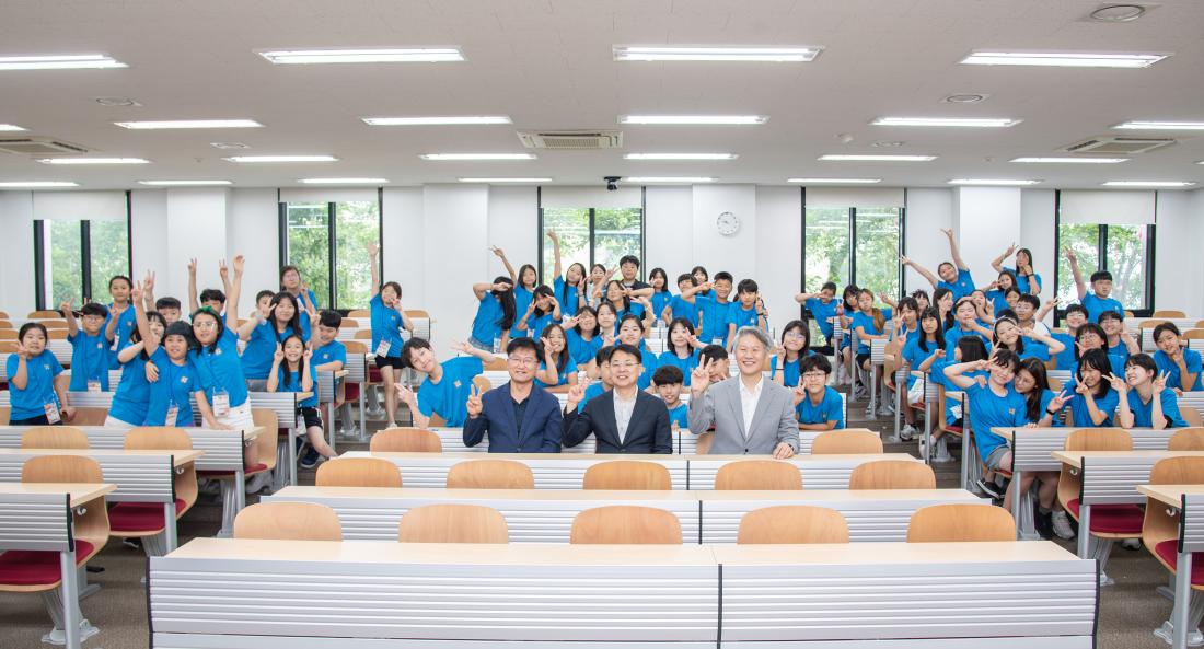 20250808_금정희망 여름방학 어린이 영어캠프 수료식_15.jpg