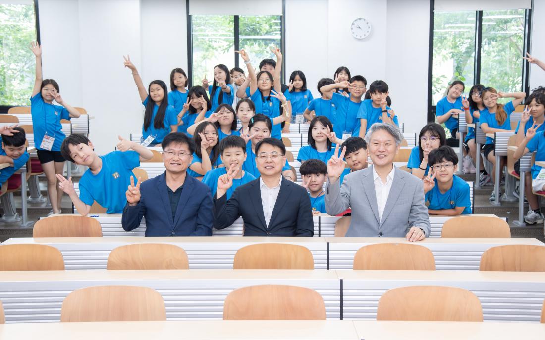 20250808_금정희망 여름방학 어린이 영어캠프 수료식_14.jpg