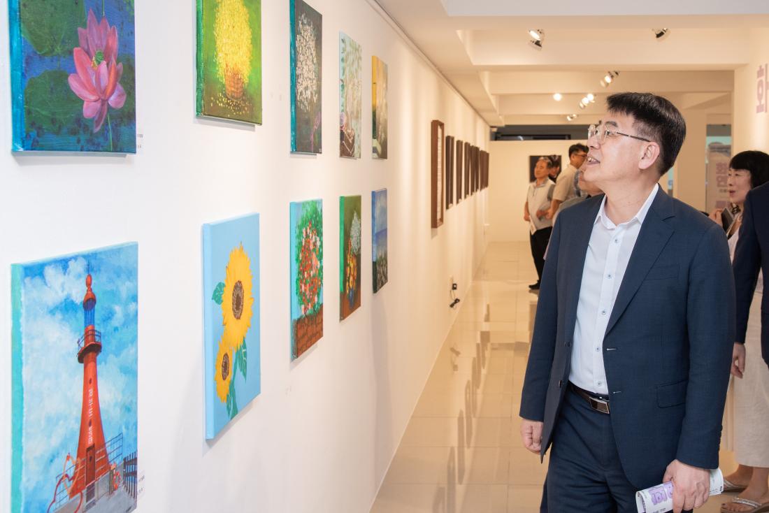 20250808_'서동에 가면' 프로그램 화양연화 사진전 개소식_6.jpg