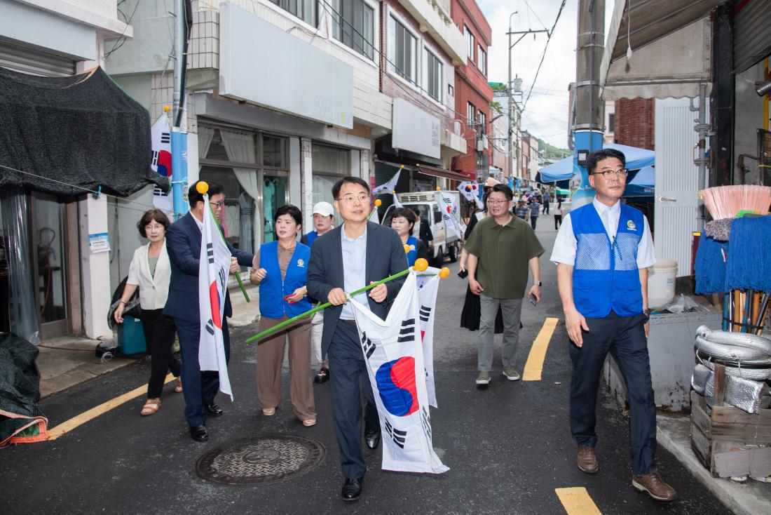 20250813_서1동 광복80주년 나라사랑 태극기 게양행사_15.jpg