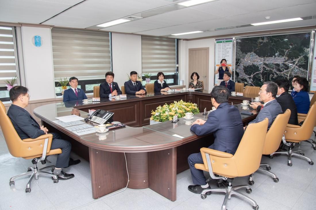 20250813_라이온스협회 11지역, 이웃돕기 성금 기탁_6.jpg