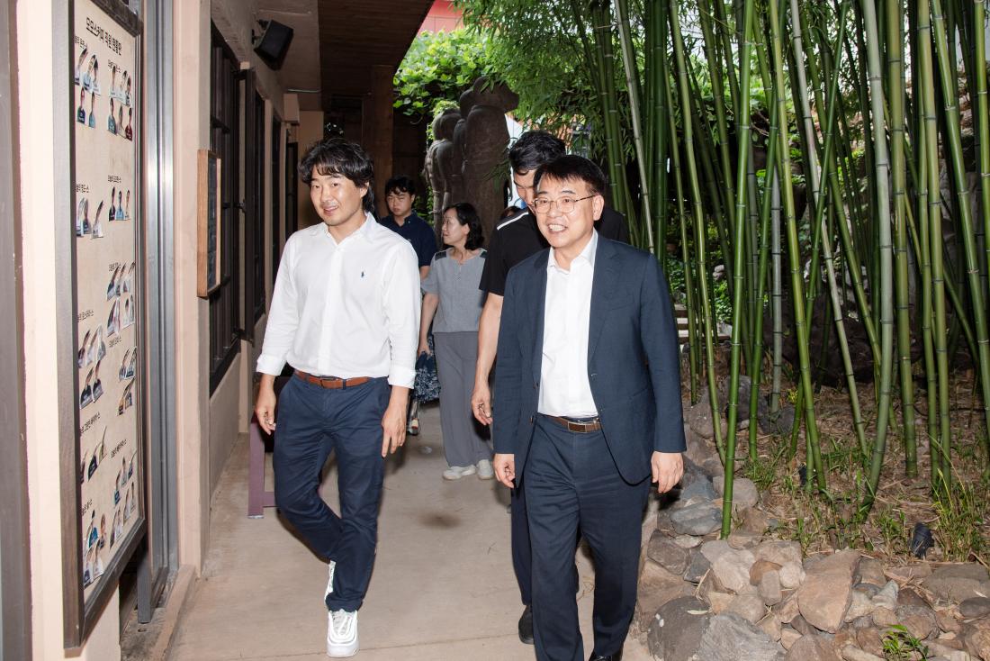 20250814_라라라 페스티벌 관련 우수사업장 현장 방문 - 모모스컴피 본점_9.jpg