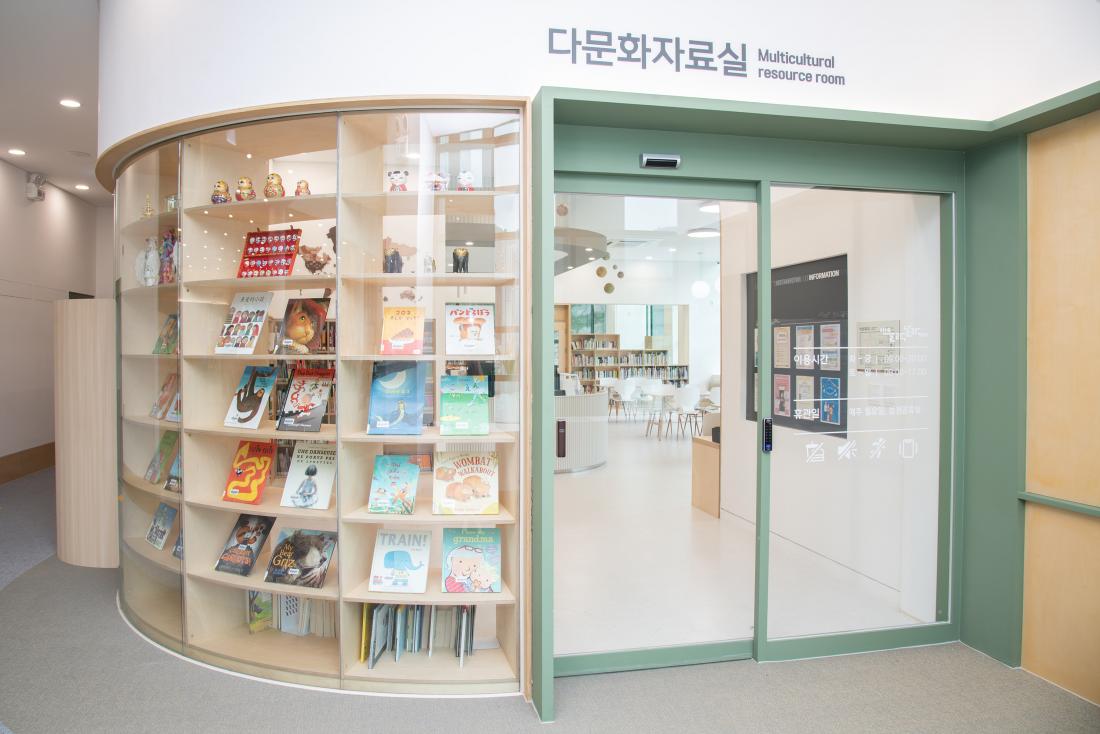 20250811_금정도서관 어린이복합문화공간 '들락날락'_20_1.jpg