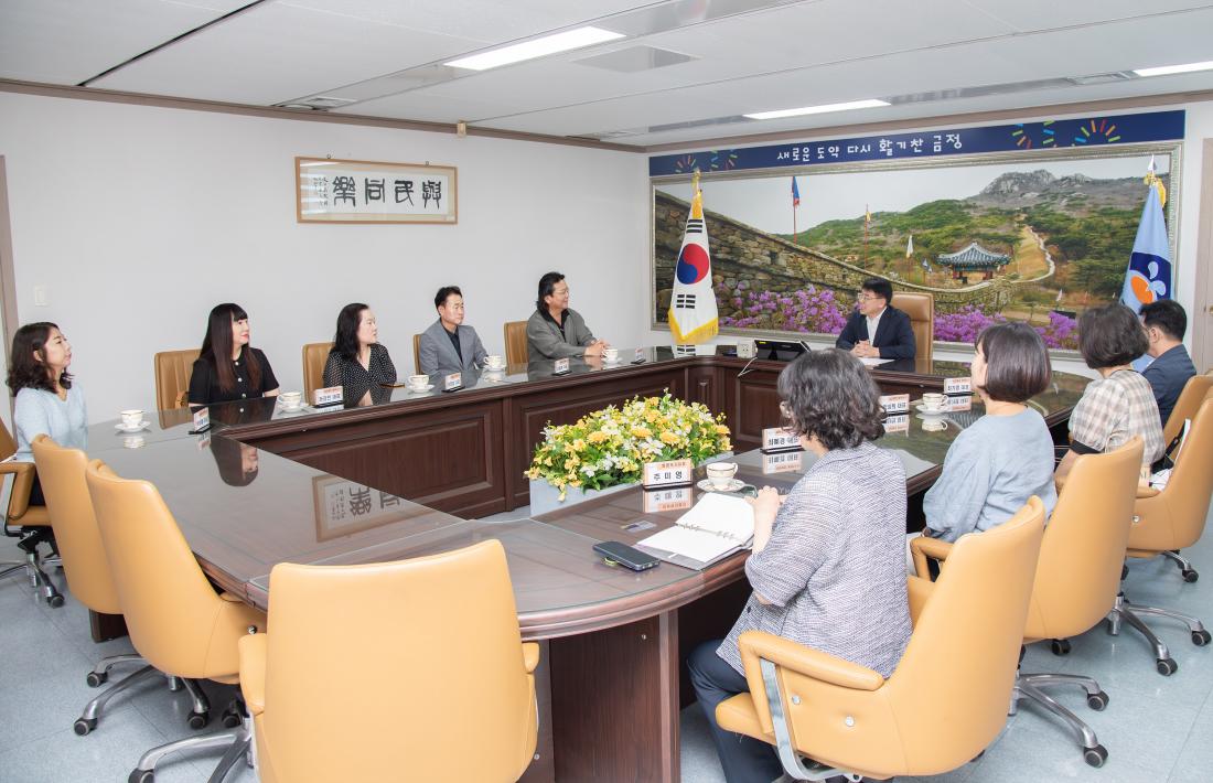 20250905_(사)동학, 2학기 학습지원 성품 기탁_5.jpg