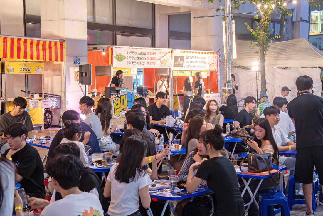 20250905_부산세일페스타 '부대 앞으로'_32.jpg