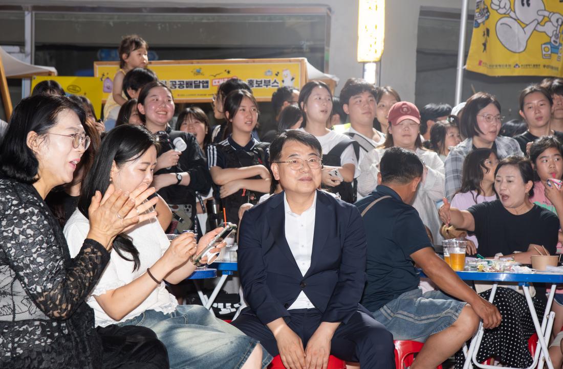 20250905_부산세일페스타 '부대 앞으로'_4.jpg