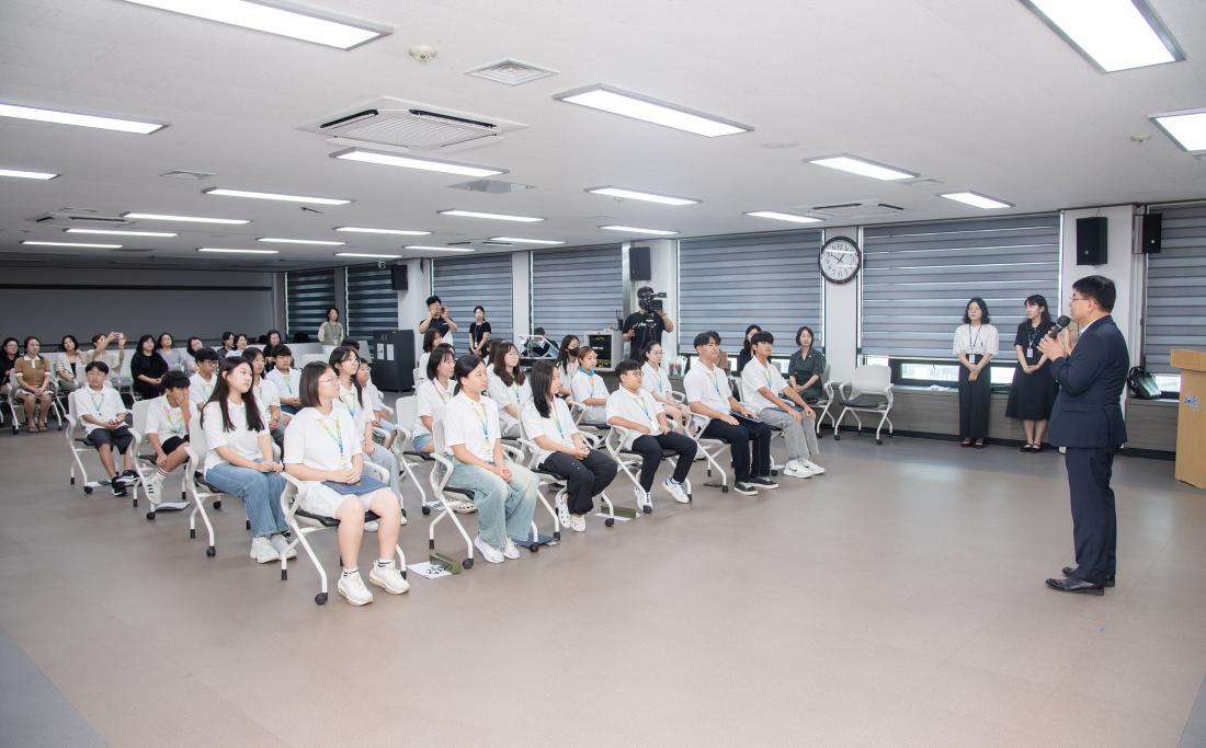 20250906_금정구 어린이.청소년의회 수료식_13.jpg