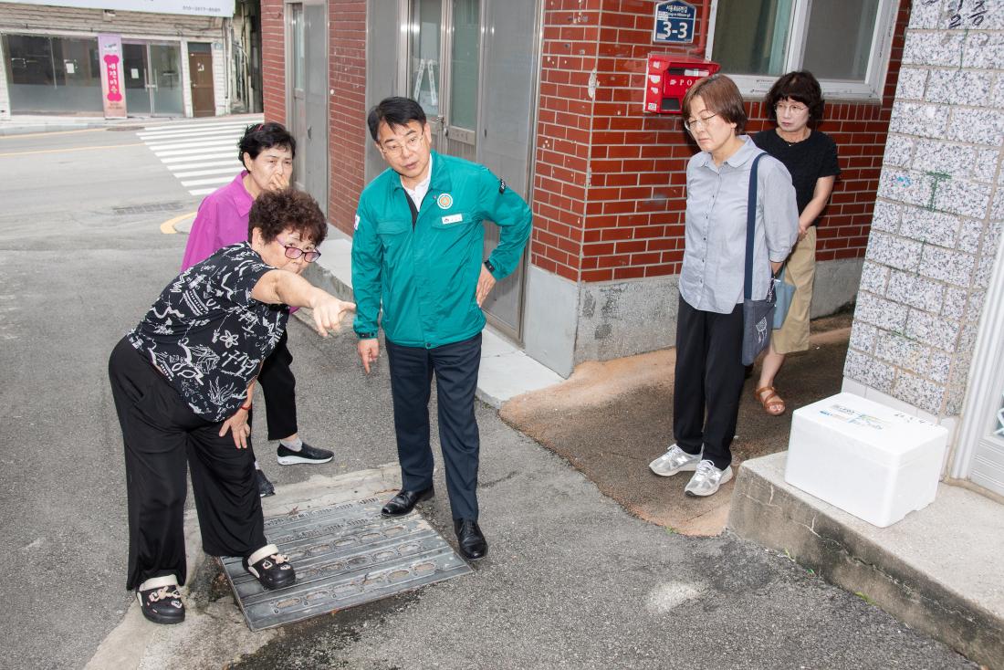 20250910_방역관련 현장방문_3.jpg