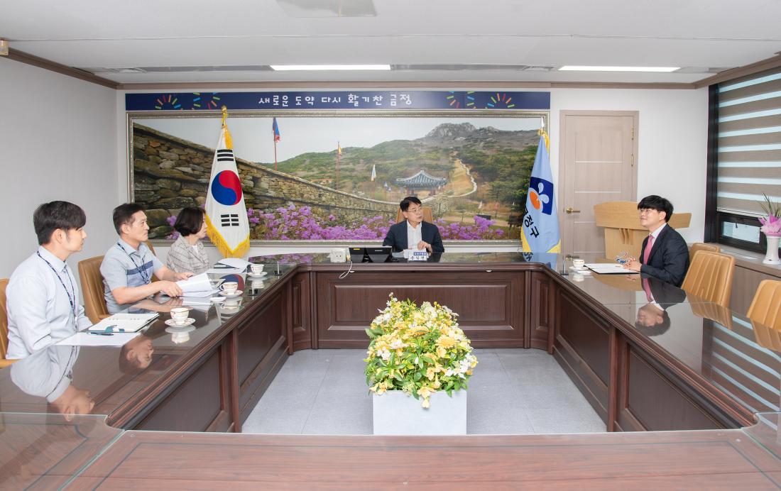20250912_고문 변호사 위촉장 수여식_4.jpg