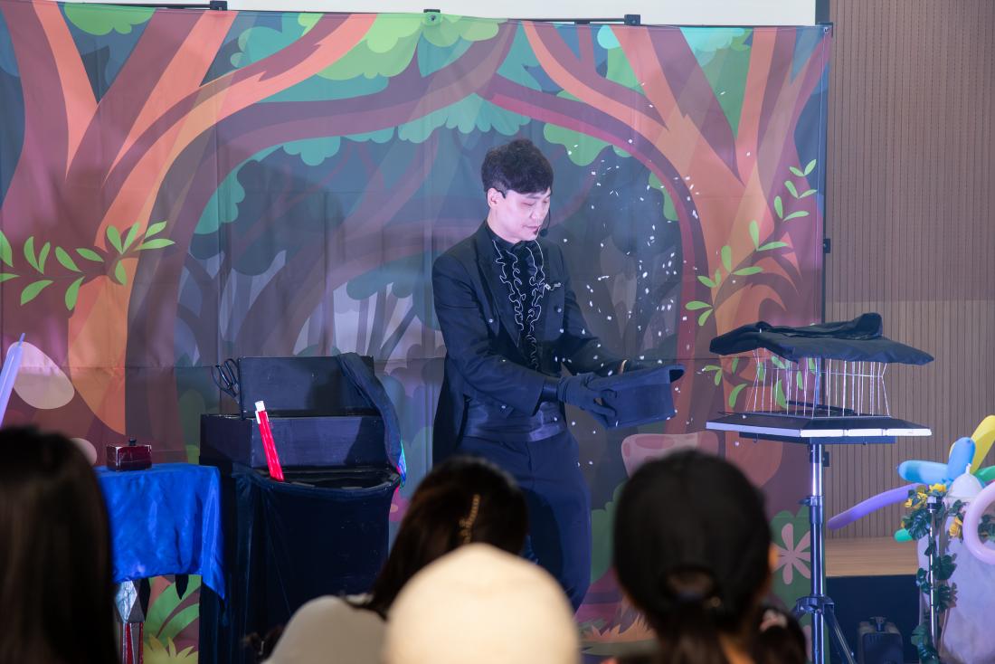 20250914_주말가족공연 '빨간머리앤 풍선동화'_6.jpg