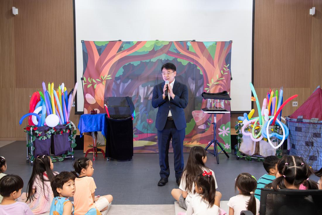 20250914_주말가족공연 '빨간머리앤 풍선동화'_8.jpg