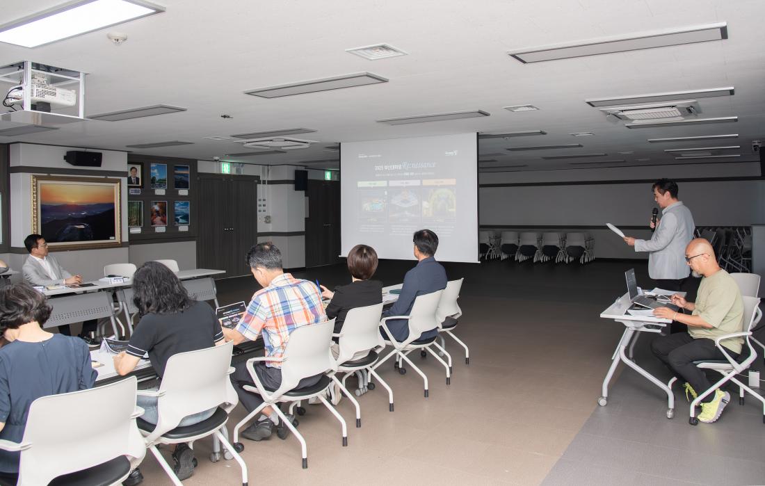 20250926_부산대학로 Renessance 빛거리 조성 용역 보고회_10.jpg