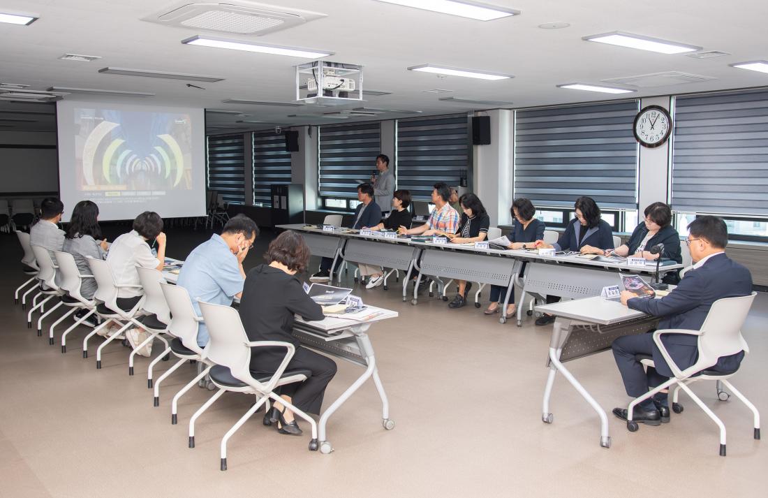 20250926_부산대학로 Renessance 빛거리 조성 용역 보고회_123.jpg