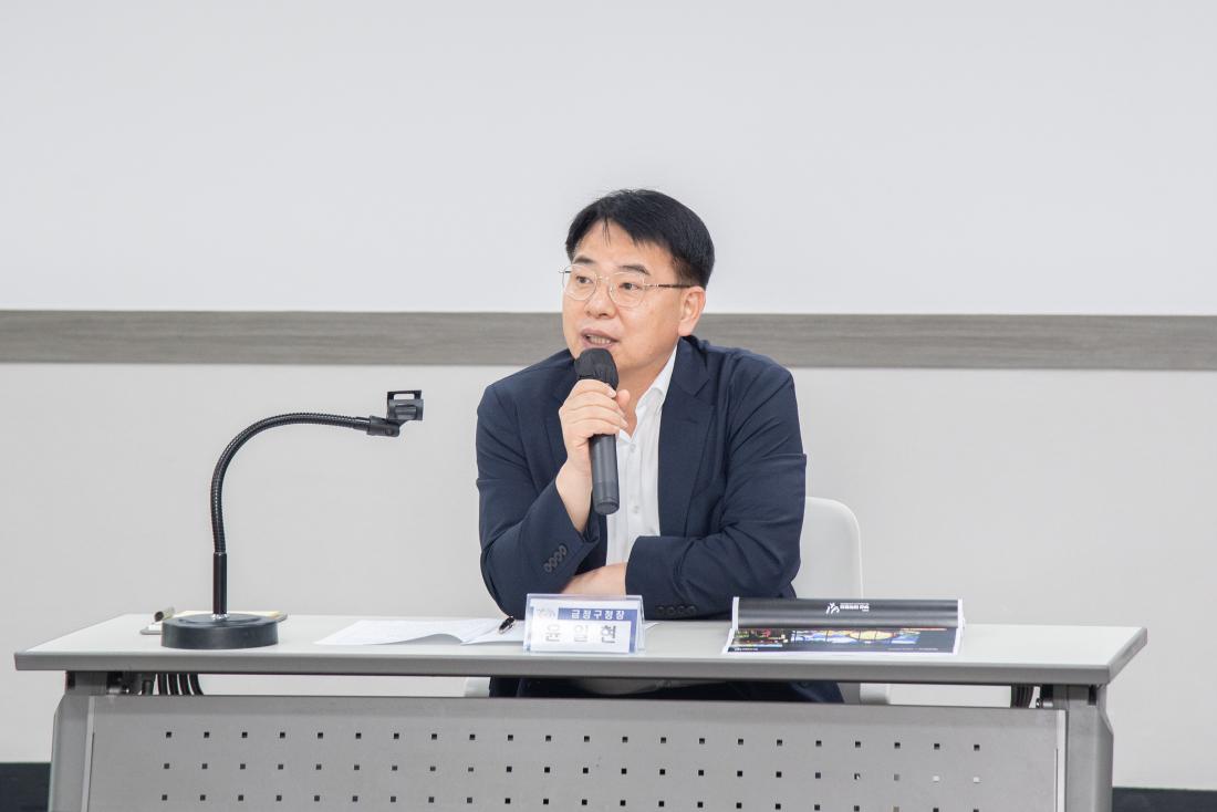 20250926_부산대학로 Renessance 빛거리 조성 용역 보고회_5.jpg