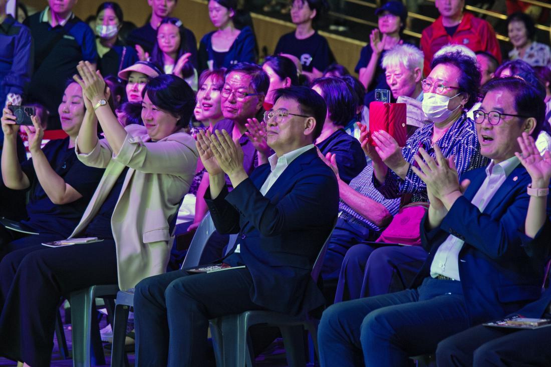 20250926_부산국제공연예술제 개막식_13_1.jpg