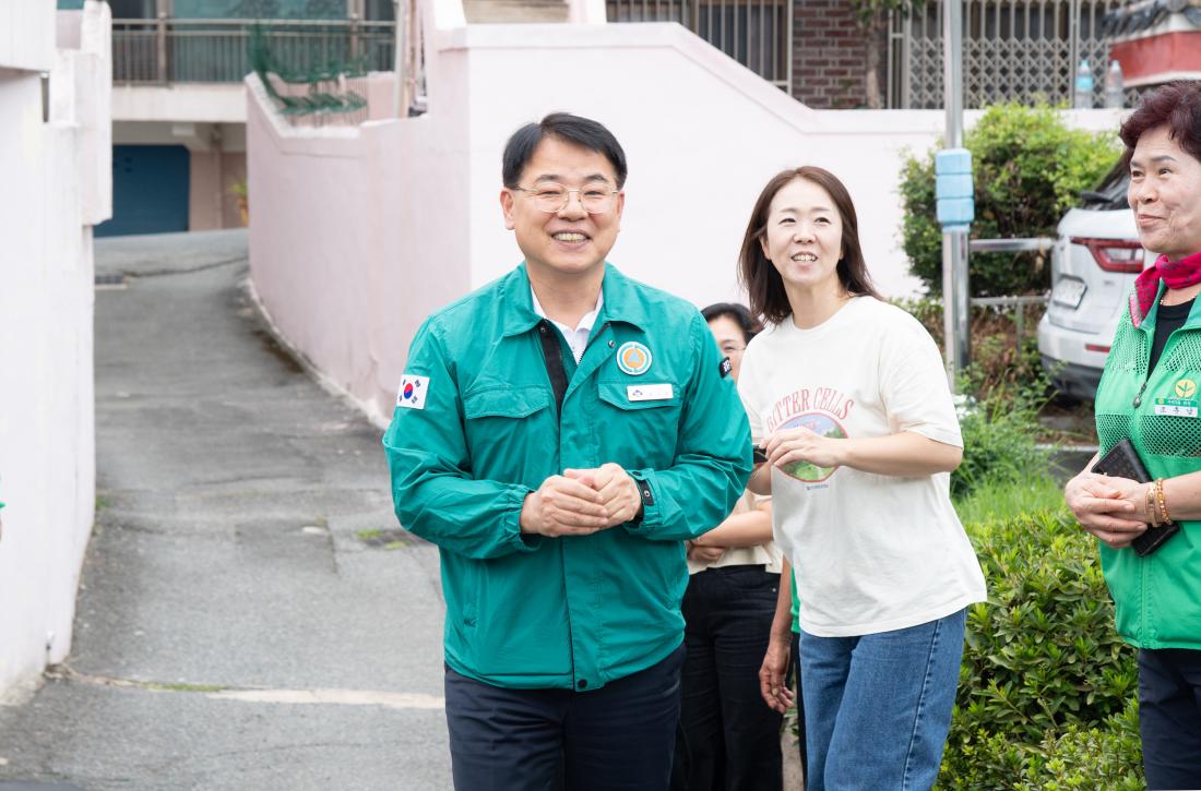 20250929_추석맞이 사랑나눔 생필품 지원 행사_4.jpg