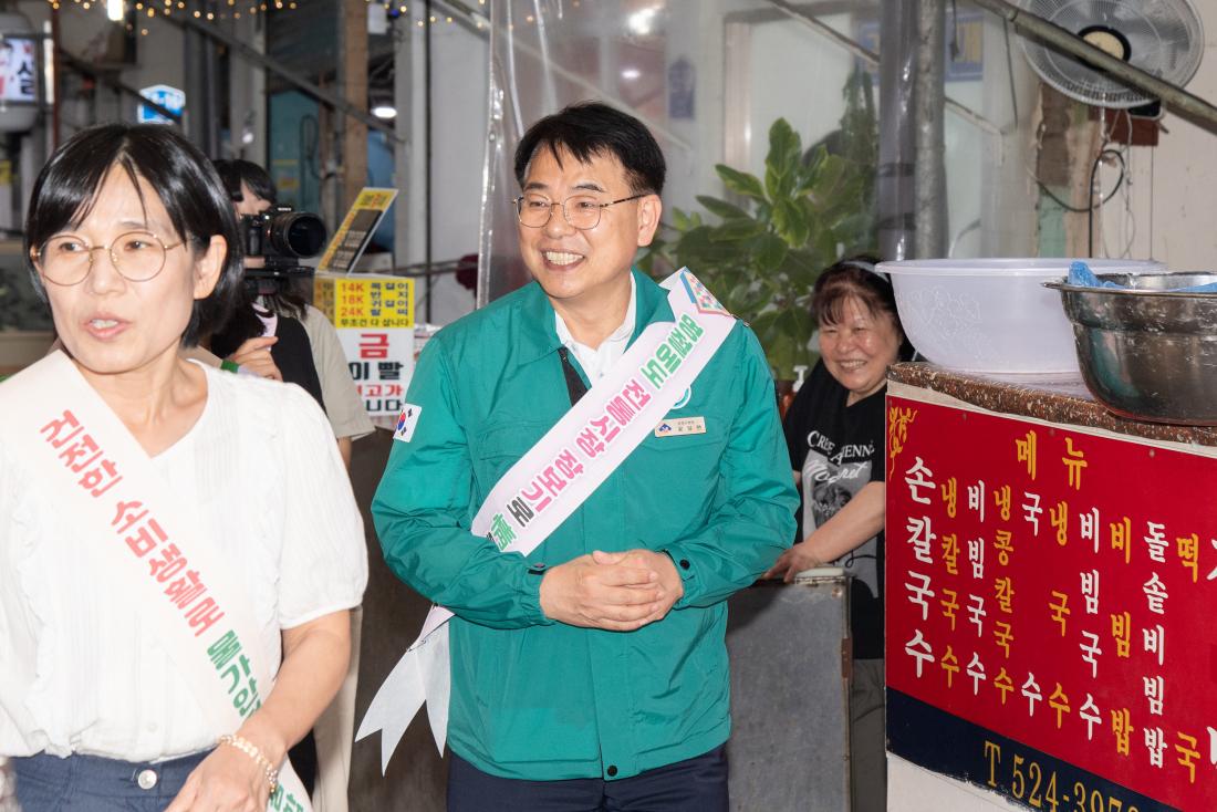 20250929_전통시장 방문_7.jpg