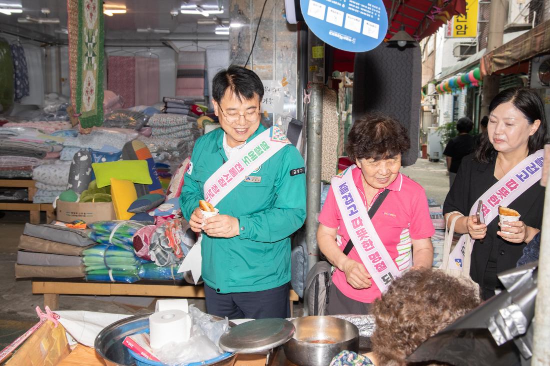 20250929_전통시장 방문_23.jpg