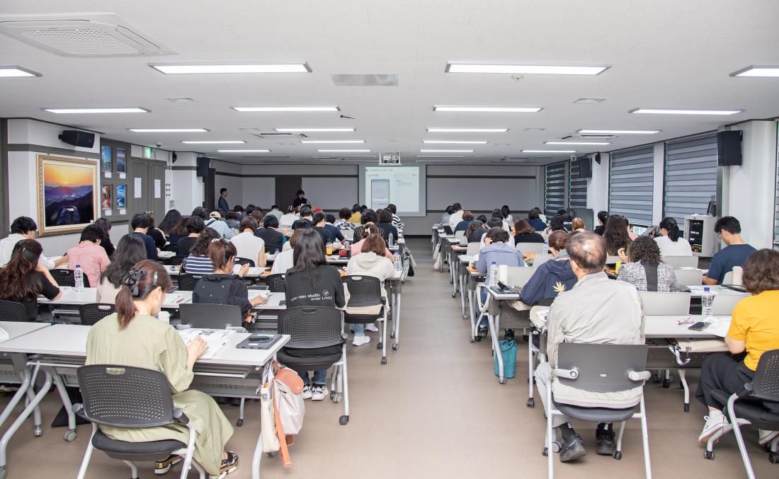 20251001_인구주택총조사 조사원 교육_8.jpg