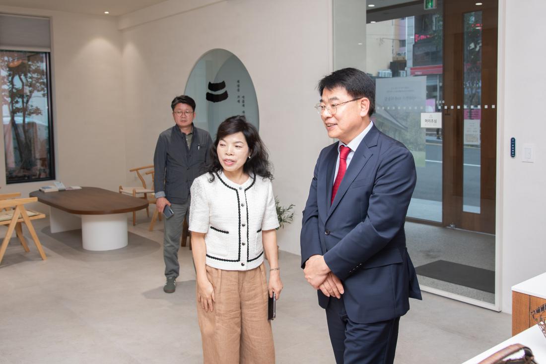 20251013_라라라 페스티벌 참여 우수사업장 현장방문_12.jpg