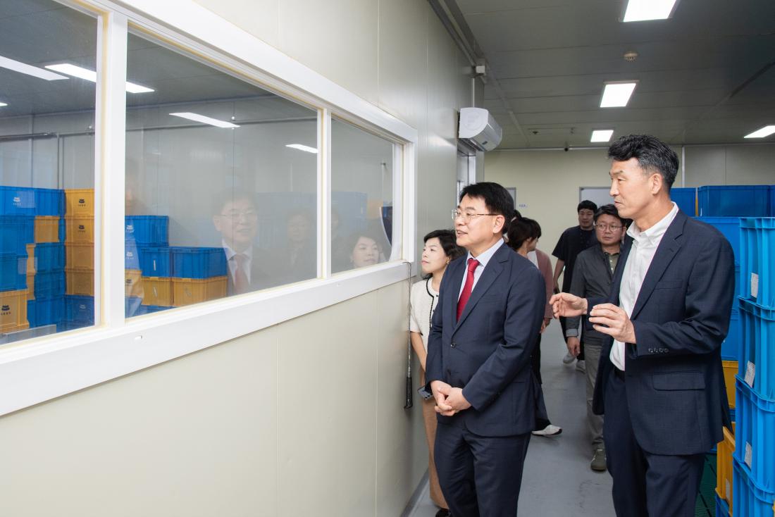 20251013_라라라 페스티벌 참여 우수사업장 현장방문_3.jpg