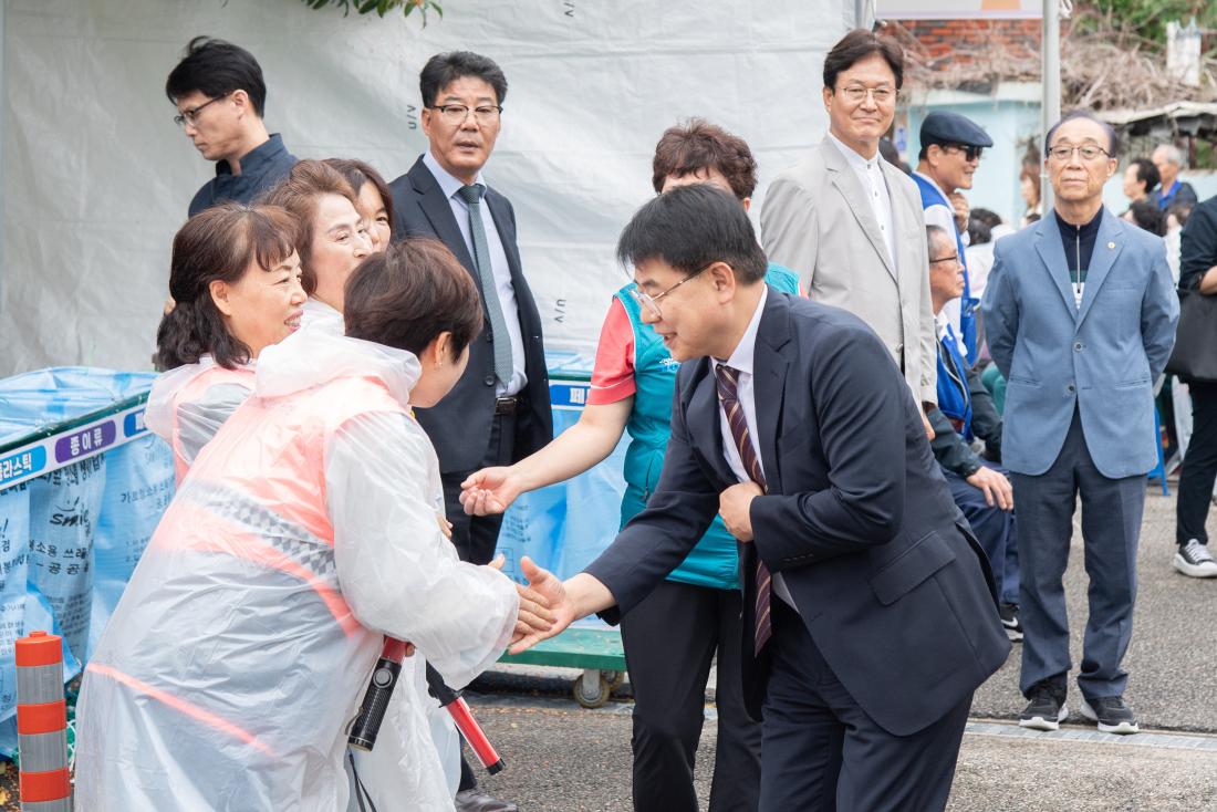 20251014_서1동 세대공감 어르신의 날 노(老)는데이!청춘이데이!_15.jpg