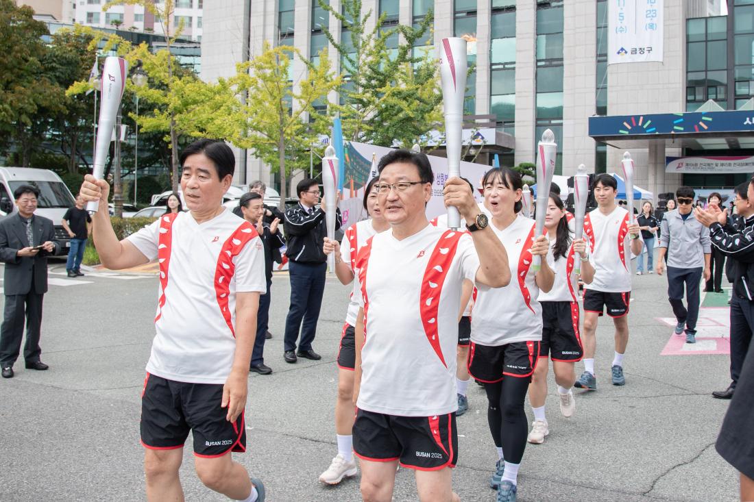 20251016_2025년 전국(장애인)체전 성화봉송 행사_51.jpg