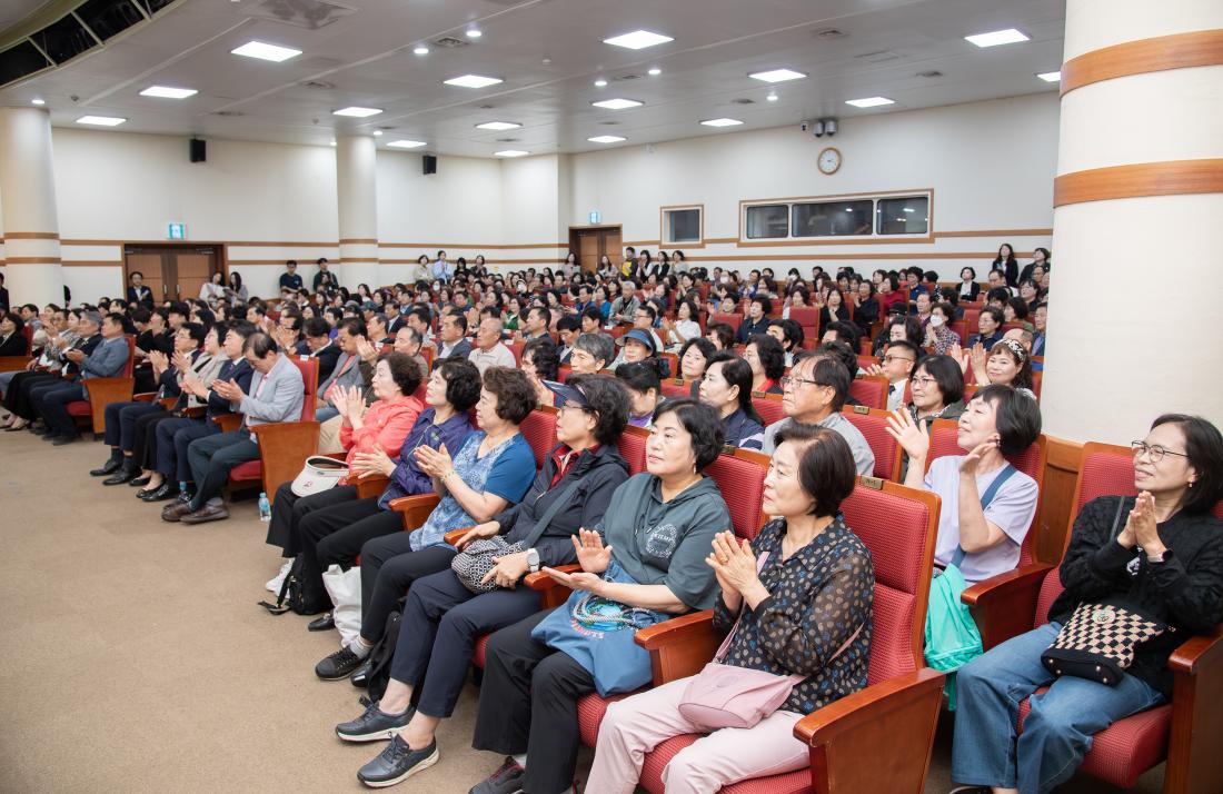 20251017_민선 지방자치 30주년, 취임 1주년 기념 주민 소통 콘서트_40.jpg