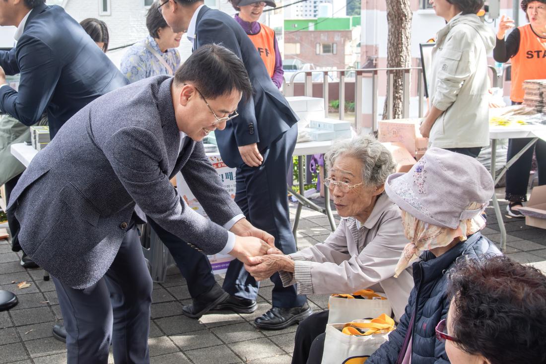 20251025_제3회 워킹 버스킹페스타_5.jpg