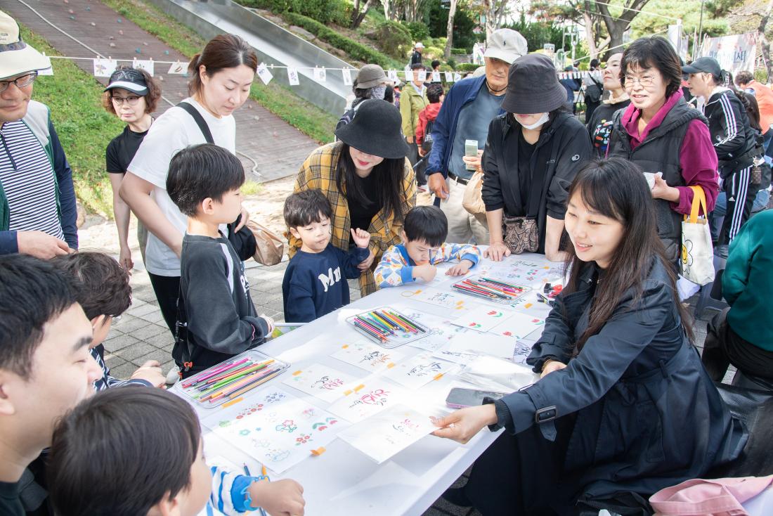 20251025_제3회 워킹 버스킹페스타_12.jpg