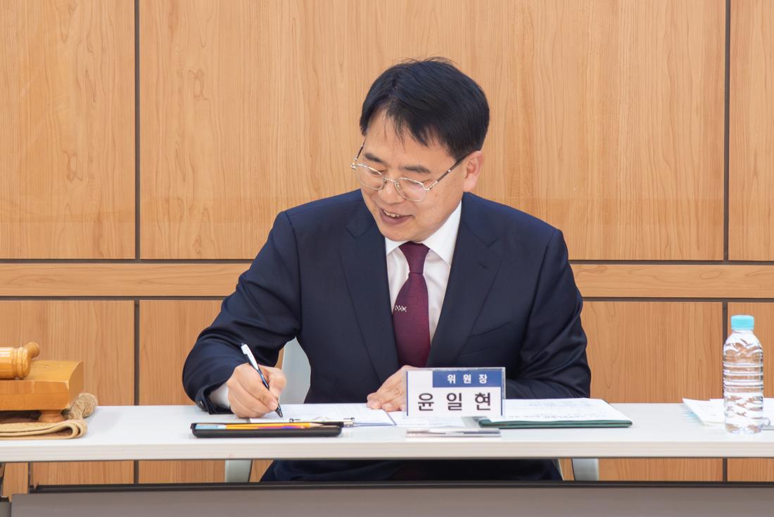 20251027_금정구 생활보장위원회 심의회_6.jpg