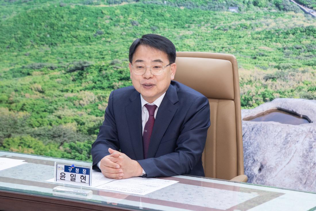 20251027_금정구 공립어린이집 위탁계약증서 및 임용장 수여식_7.jpg