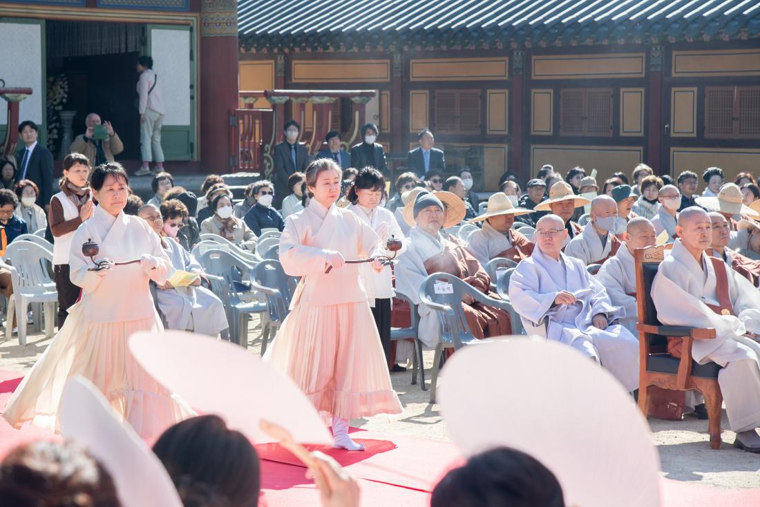 20251030_개산 1347주년 범어사 개산대재_14.jpg