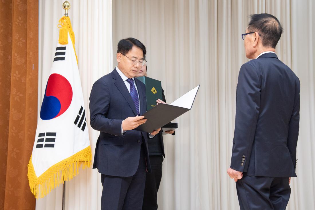 20251103_민선8기 10대 출범 1주년 정례조례_10.jpg