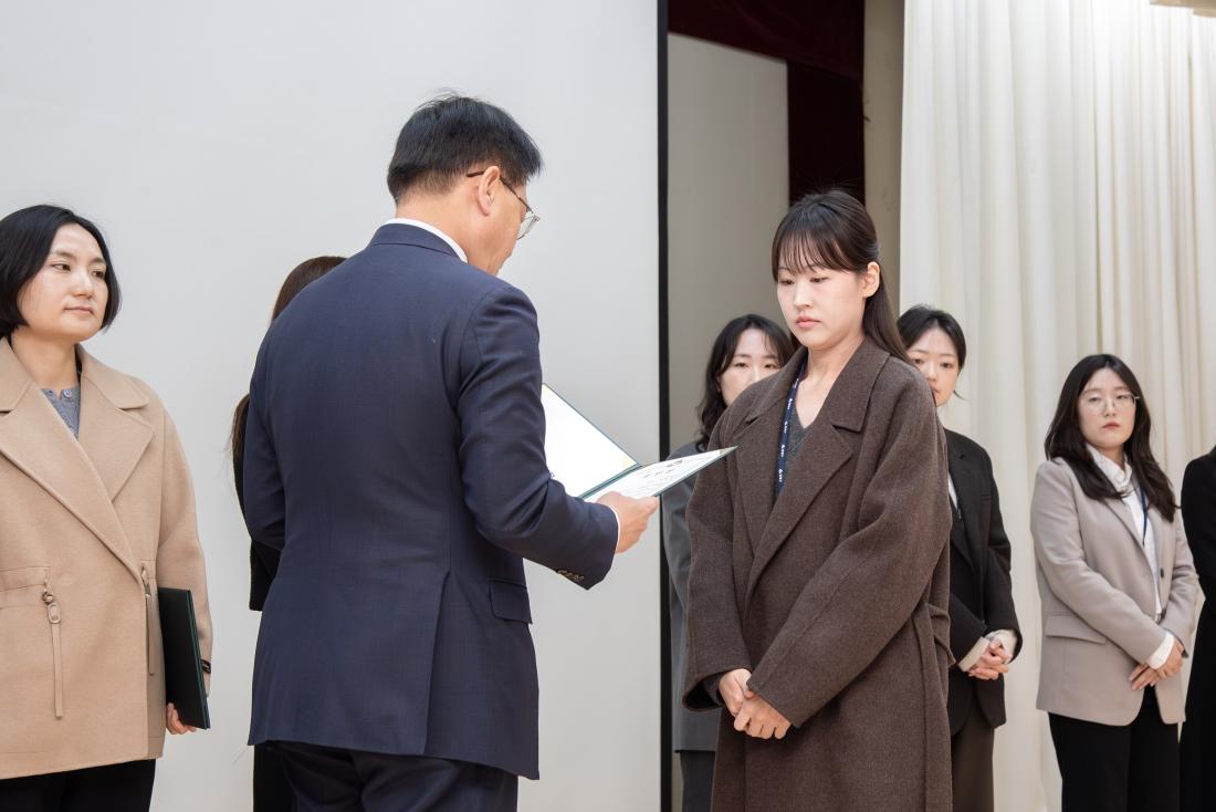 20251103_민선8기 10대 출범 1주년 정례조례_43.jpg