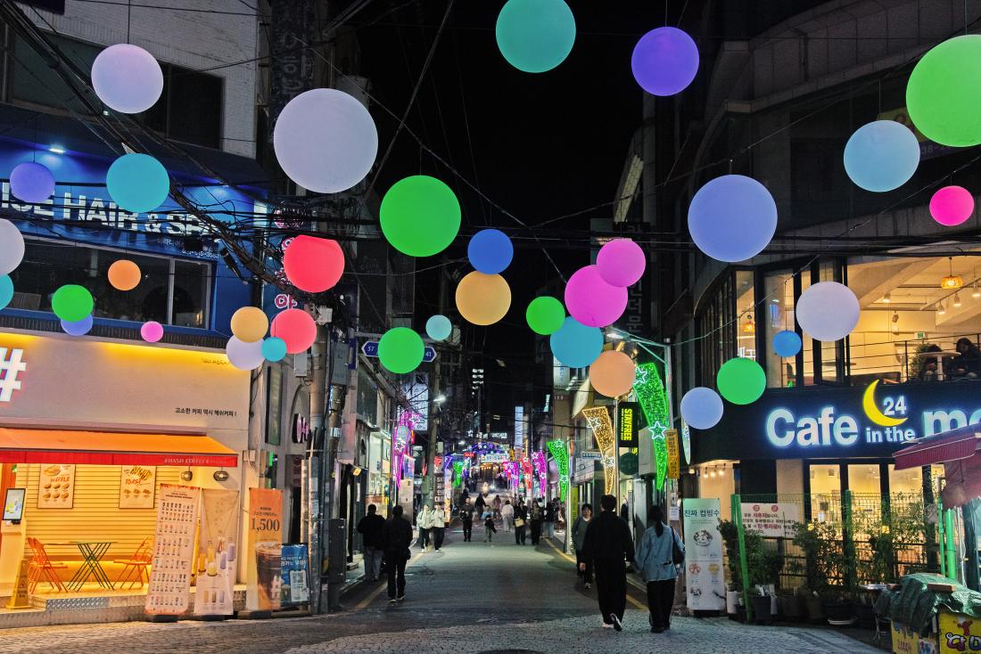 20251029_부산대학로 빛거리_12.jpg