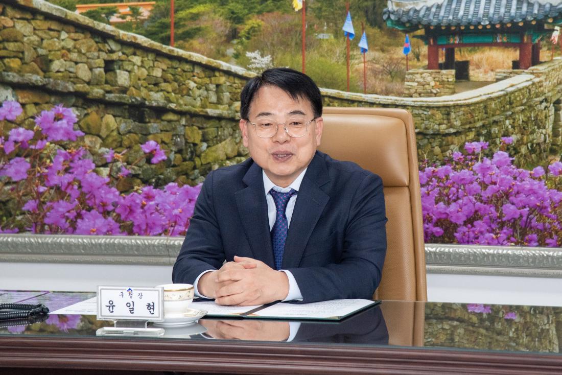 20251103_신규직원 임용장 수여_7.jpg