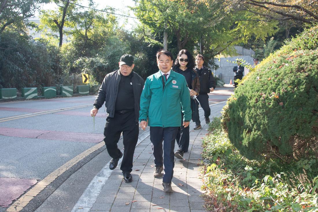 20251104_노사민정 걷기대회_19.jpg