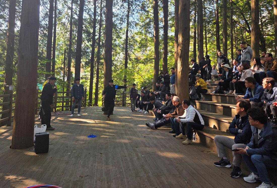 20251104_노사민정 걷기대회_24.jpg