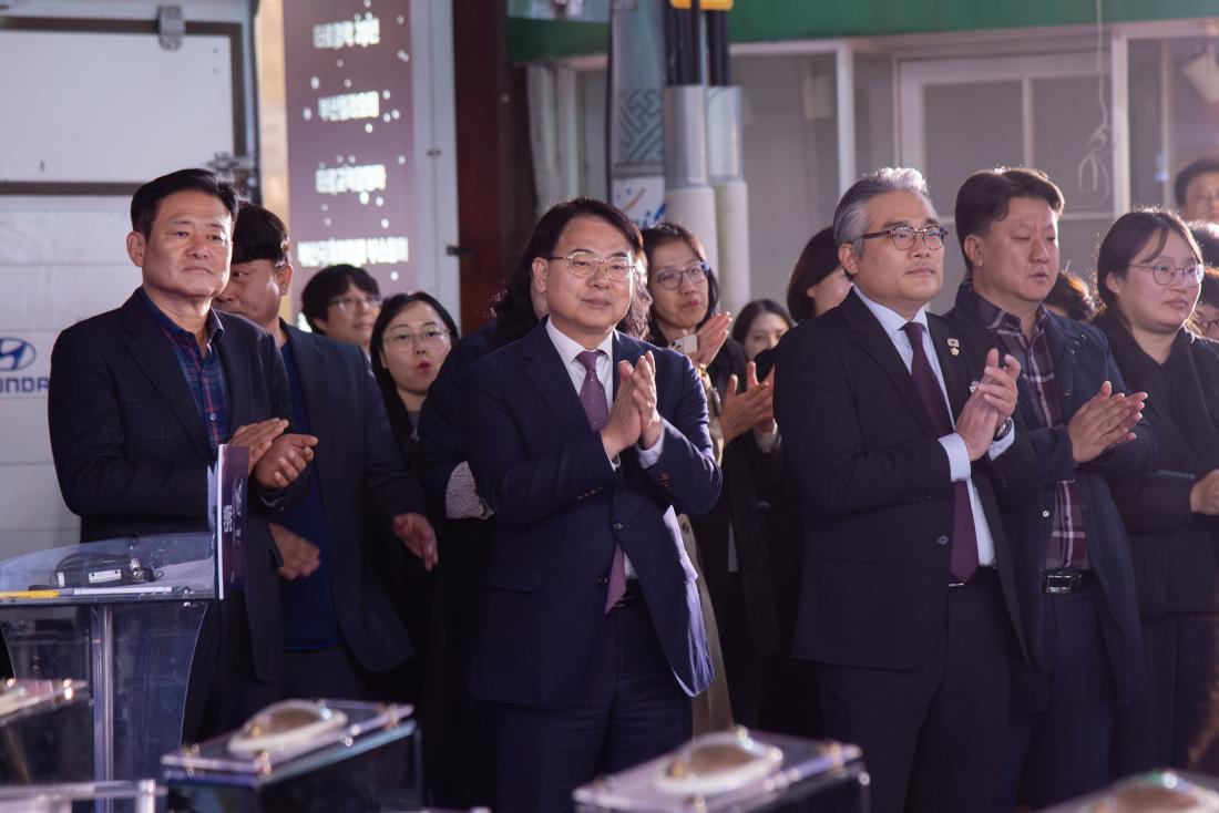 20251106_부산대학로 빛거리 점등식_24.jpg